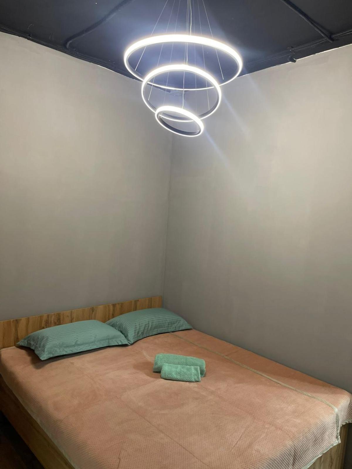 Hostel Kochevnik Capsule Hotel Almaty Esterno foto