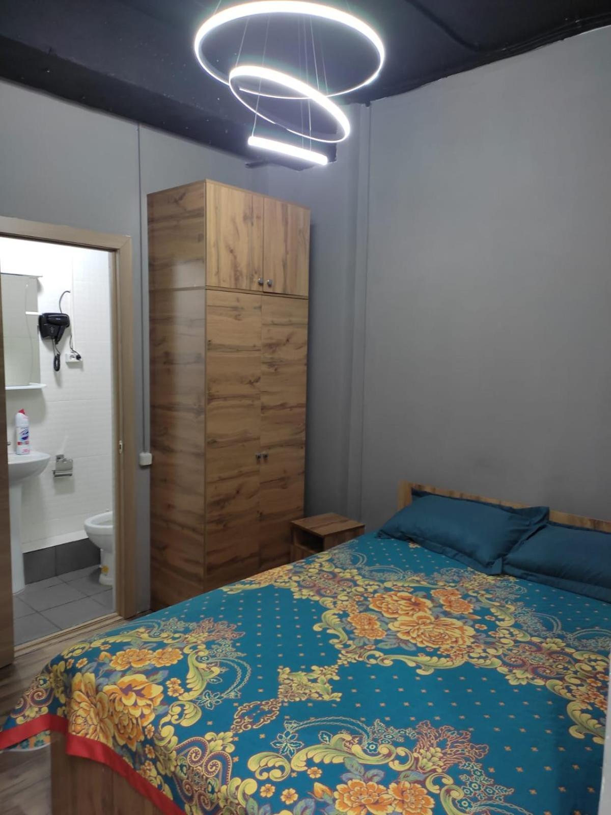 Hostel Kochevnik Capsule Hotel Almaty Esterno foto